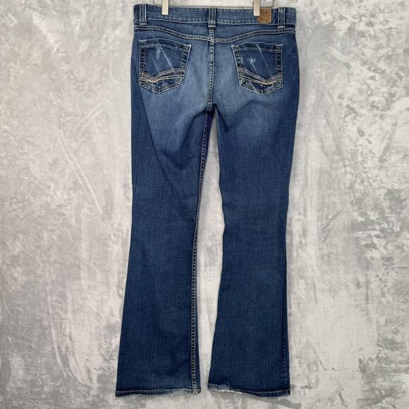 BKE Culture Stretch Jeans Womens 32x33.5 Blue Denim Bootcut Mid Rise Distressed - Picture 2 of 13